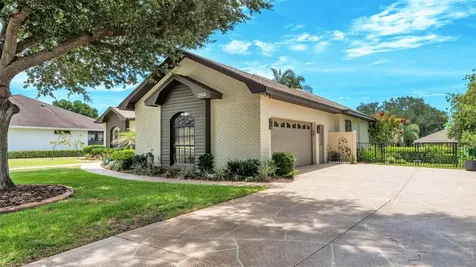 2104 Longleaf Circle Lakeland FL 33810