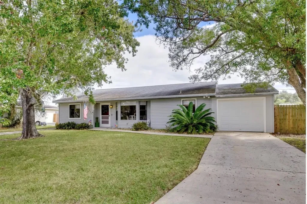 2737 Fern Palm Drive Edgewater FL 32141