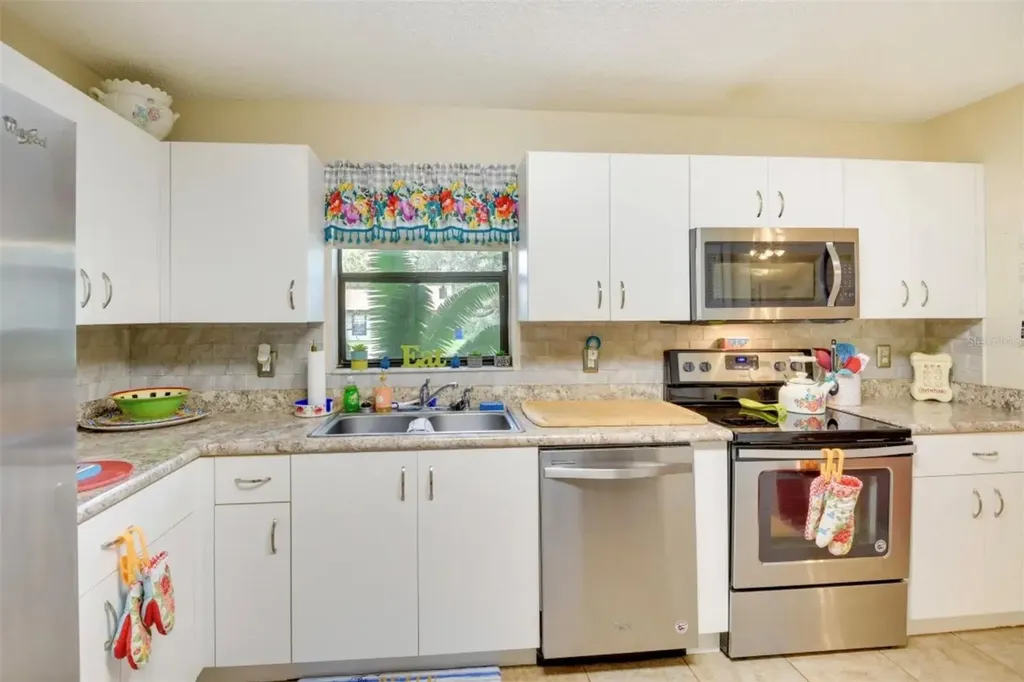 2737 Fern Palm Drive Edgewater FL 32141