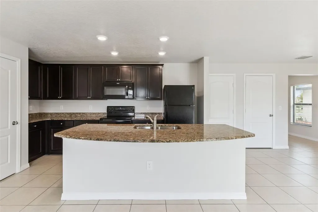 6547 Baikal Place Lakeland FL 33805