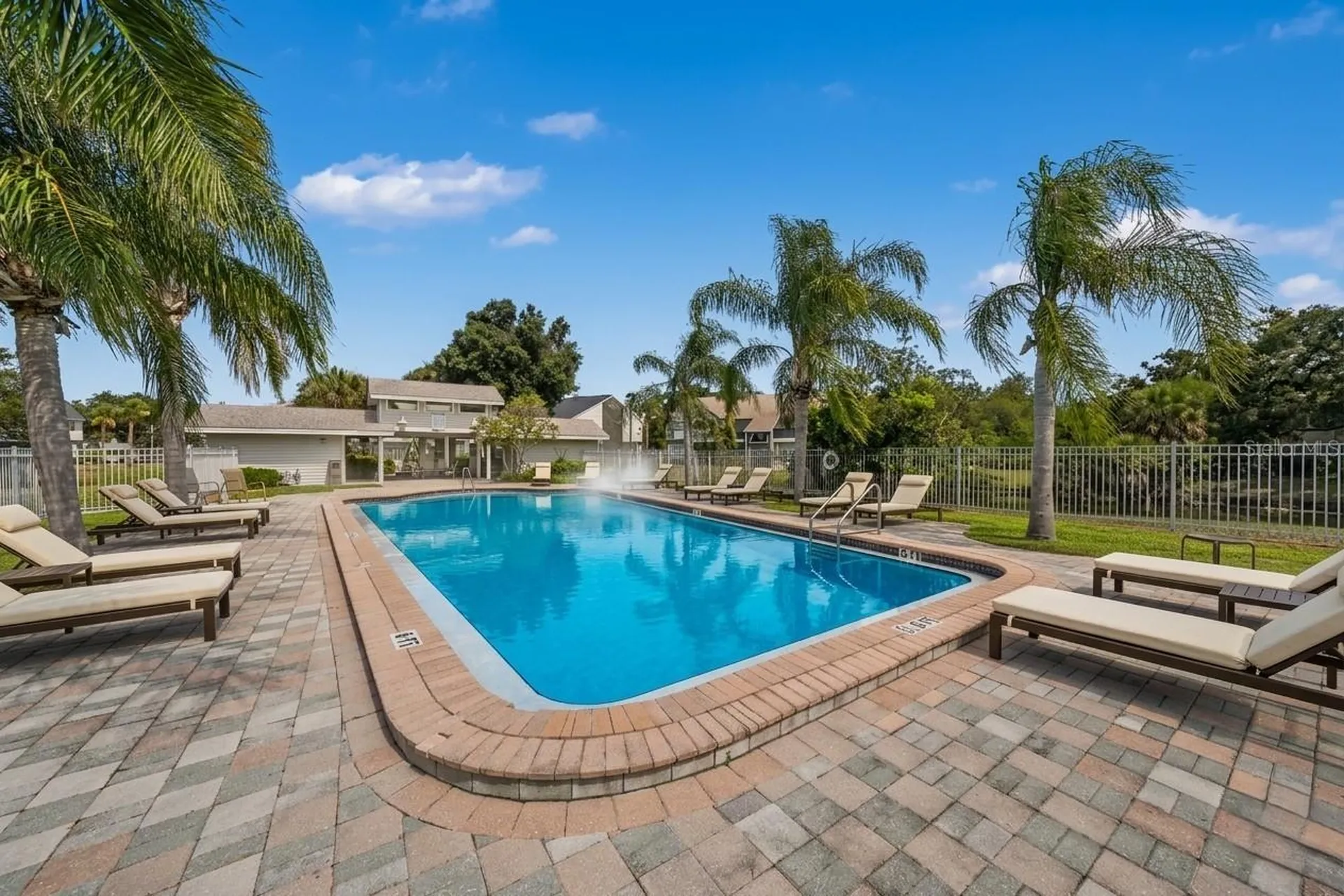 8350 Savannah Trace Circle Tampa FL 33615