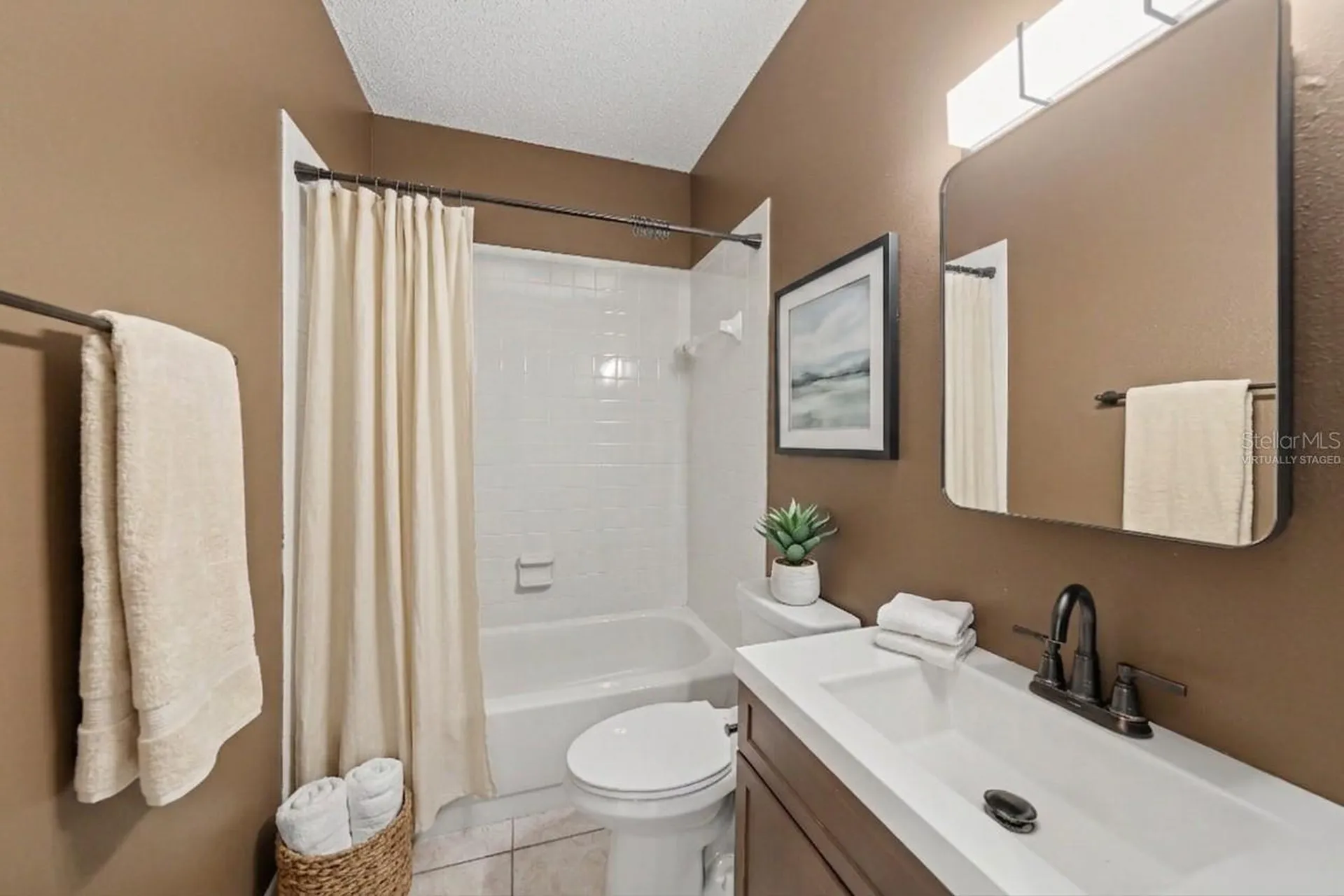 8350 Savannah Trace Circle Tampa FL 33615
