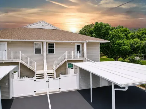 8350 Savannah Trace Circle Tampa FL 33615