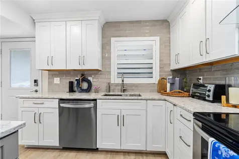 2100 N Peninsula Avenue New Smyrna Beach FL 32169