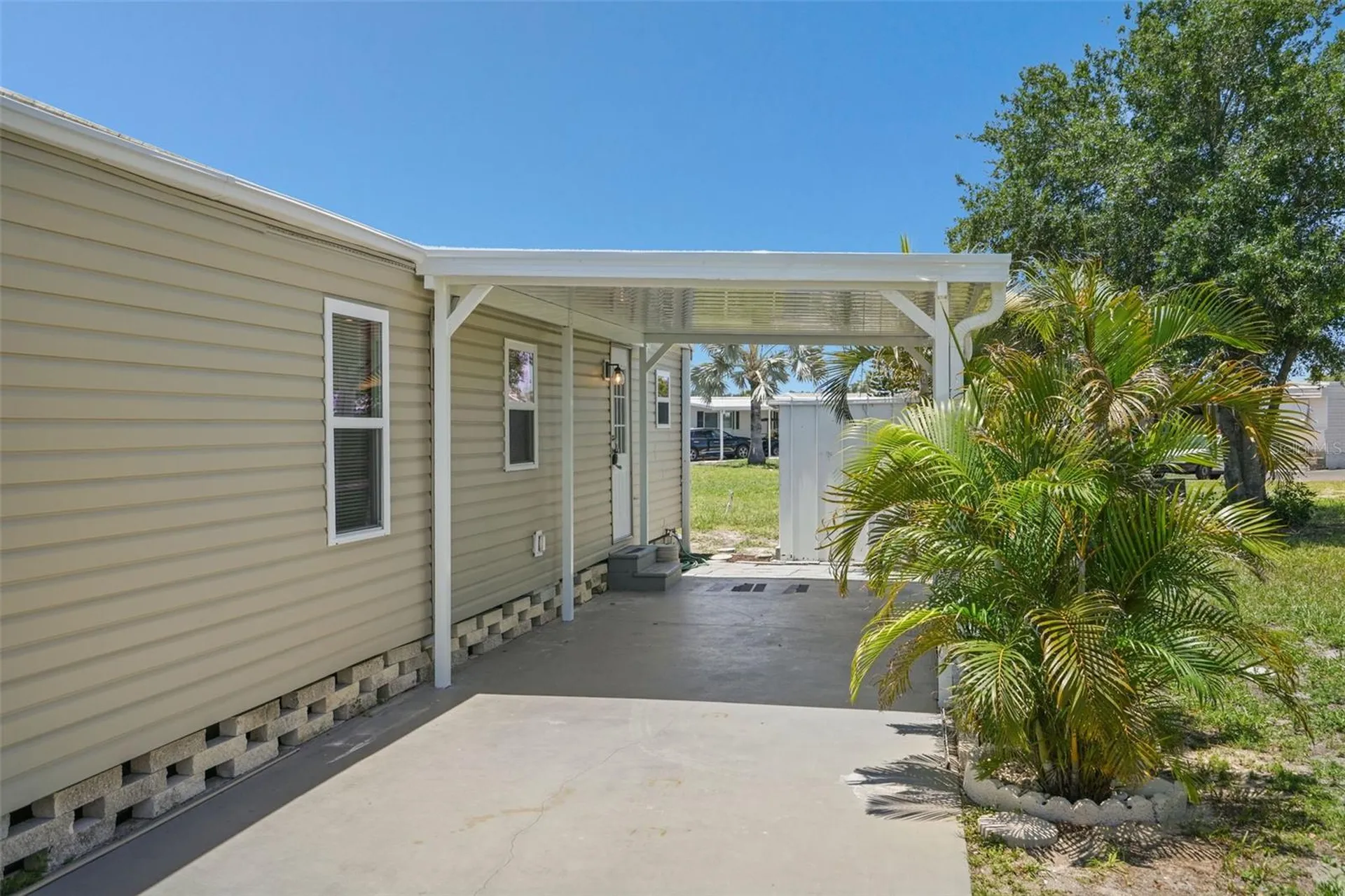 7244 Mount Fairfield Road NE St Petersburg FL 33702