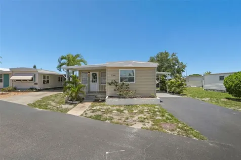 7244 Mount Fairfield Road NE St Petersburg FL 33702