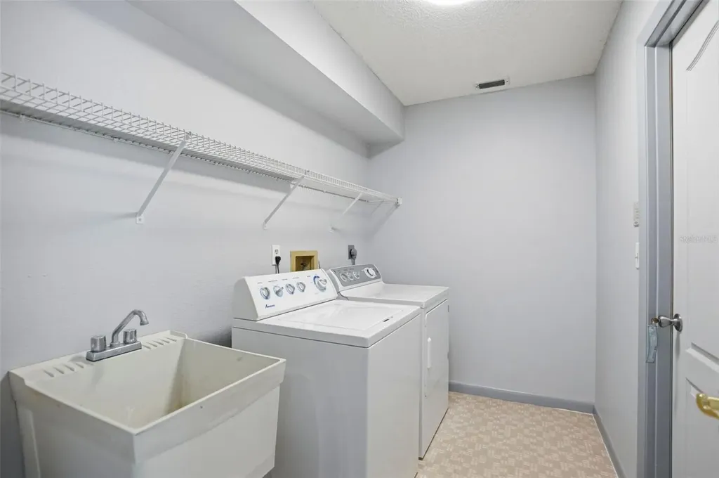 18451 Winding Oaks Boulevard Hudson FL 34667