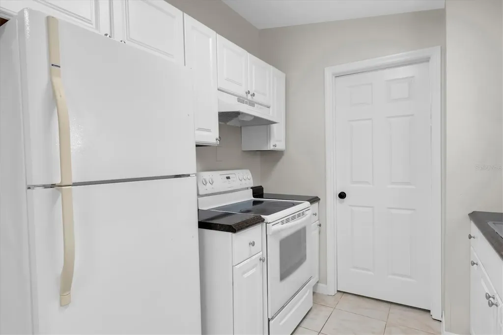 450 Davison Avenue NE St Petersburg FL 33703