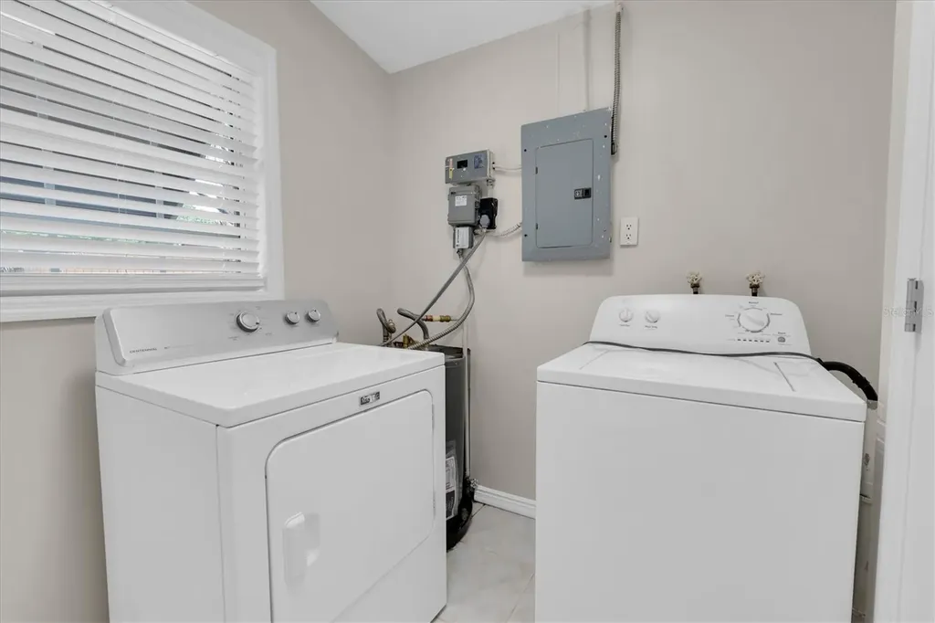 450 Davison Avenue NE St Petersburg FL 33703