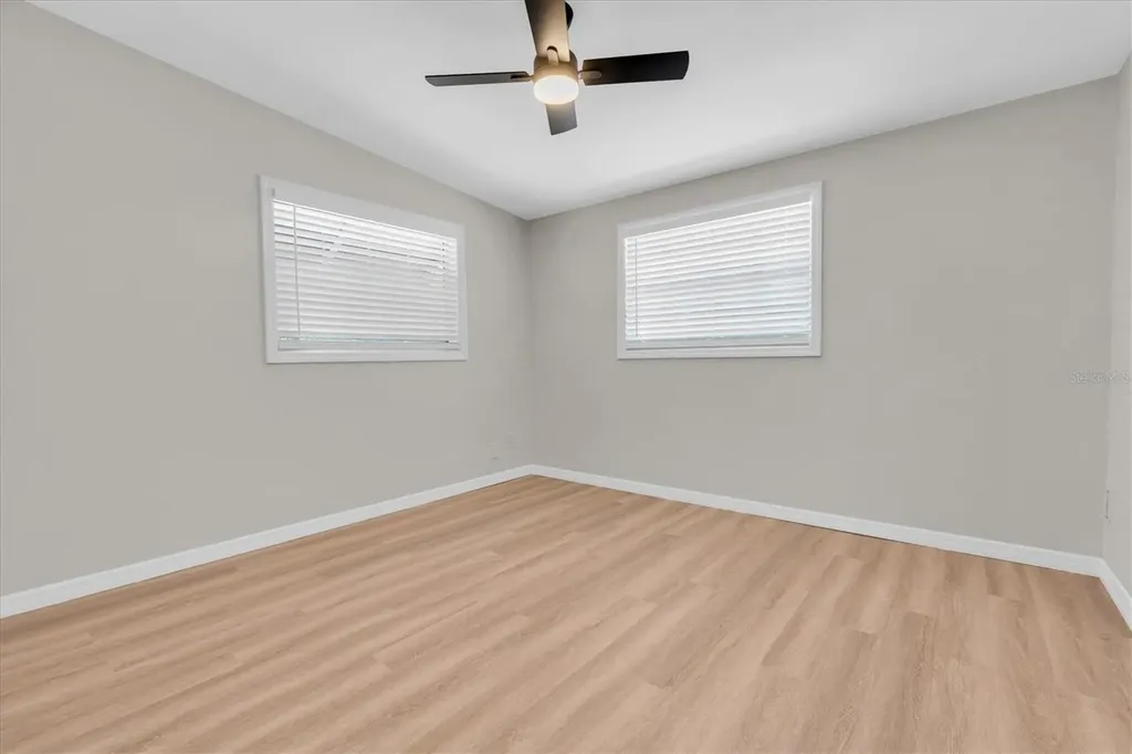 450 Davison Avenue NE St Petersburg FL 33703