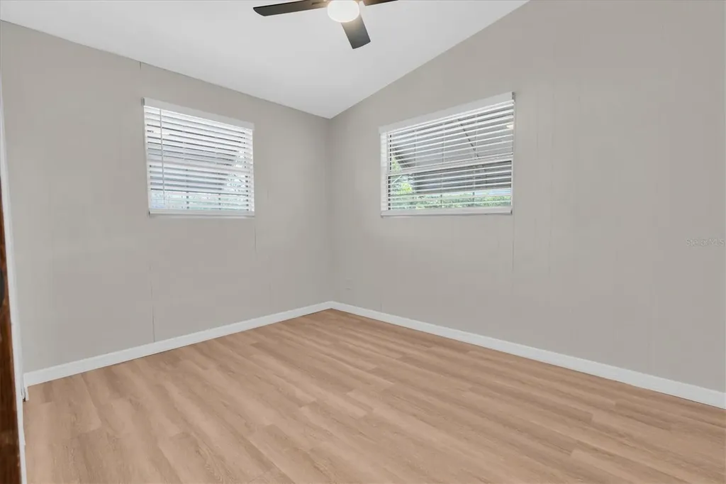 450 Davison Avenue NE St Petersburg FL 33703