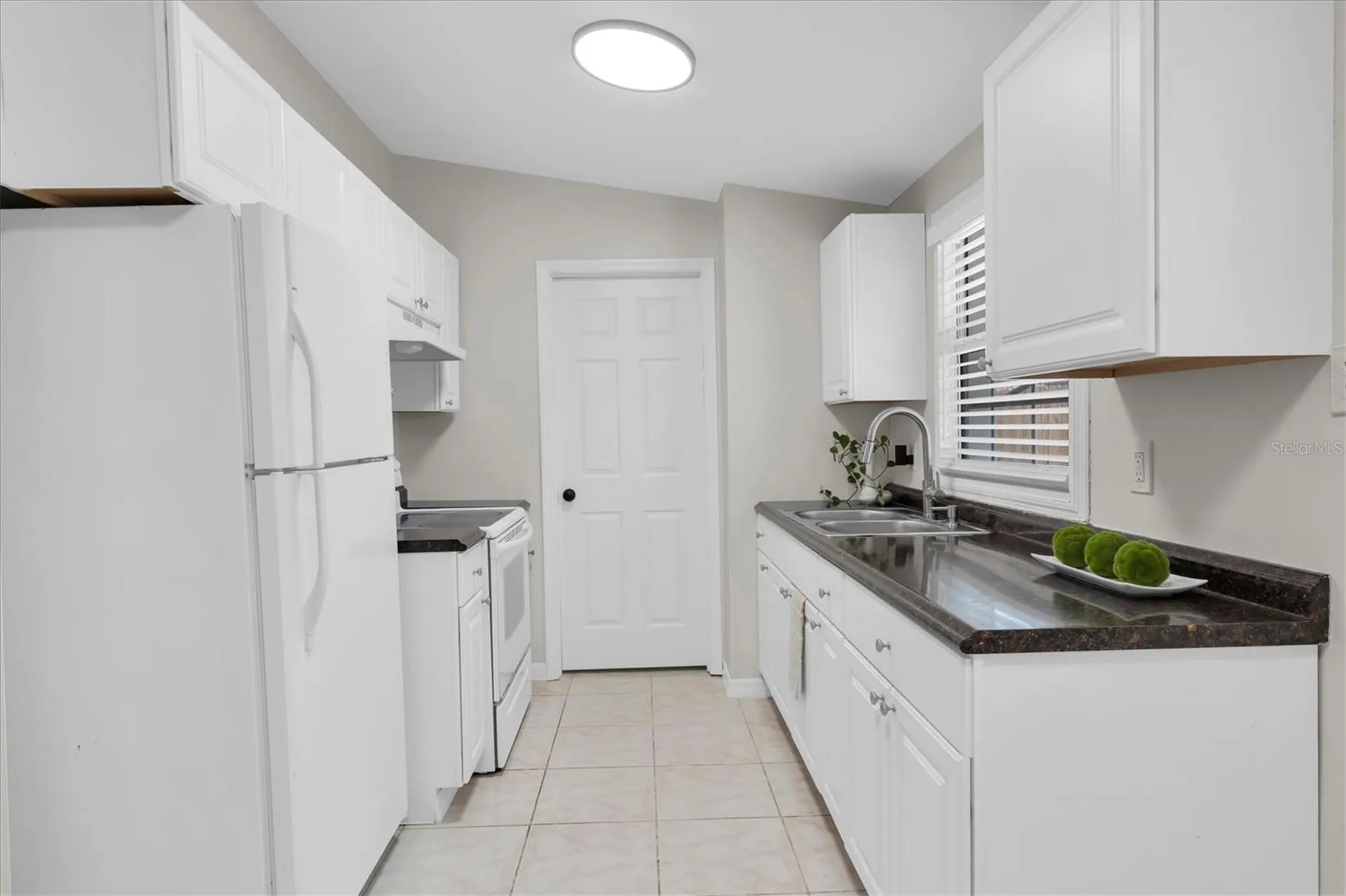 450 Davison Avenue NE St Petersburg FL 33703