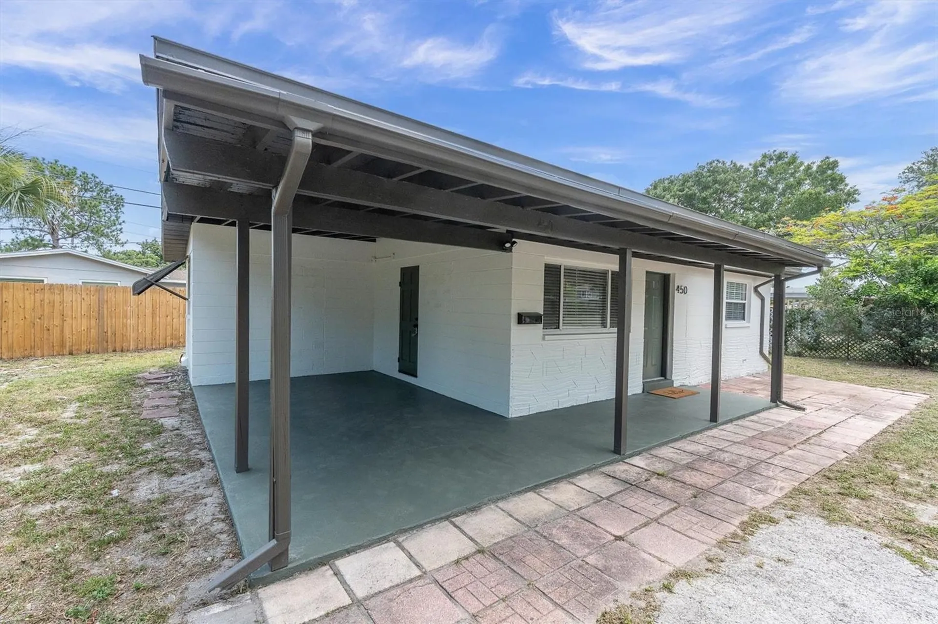 450 Davison Avenue NE St Petersburg FL 33703