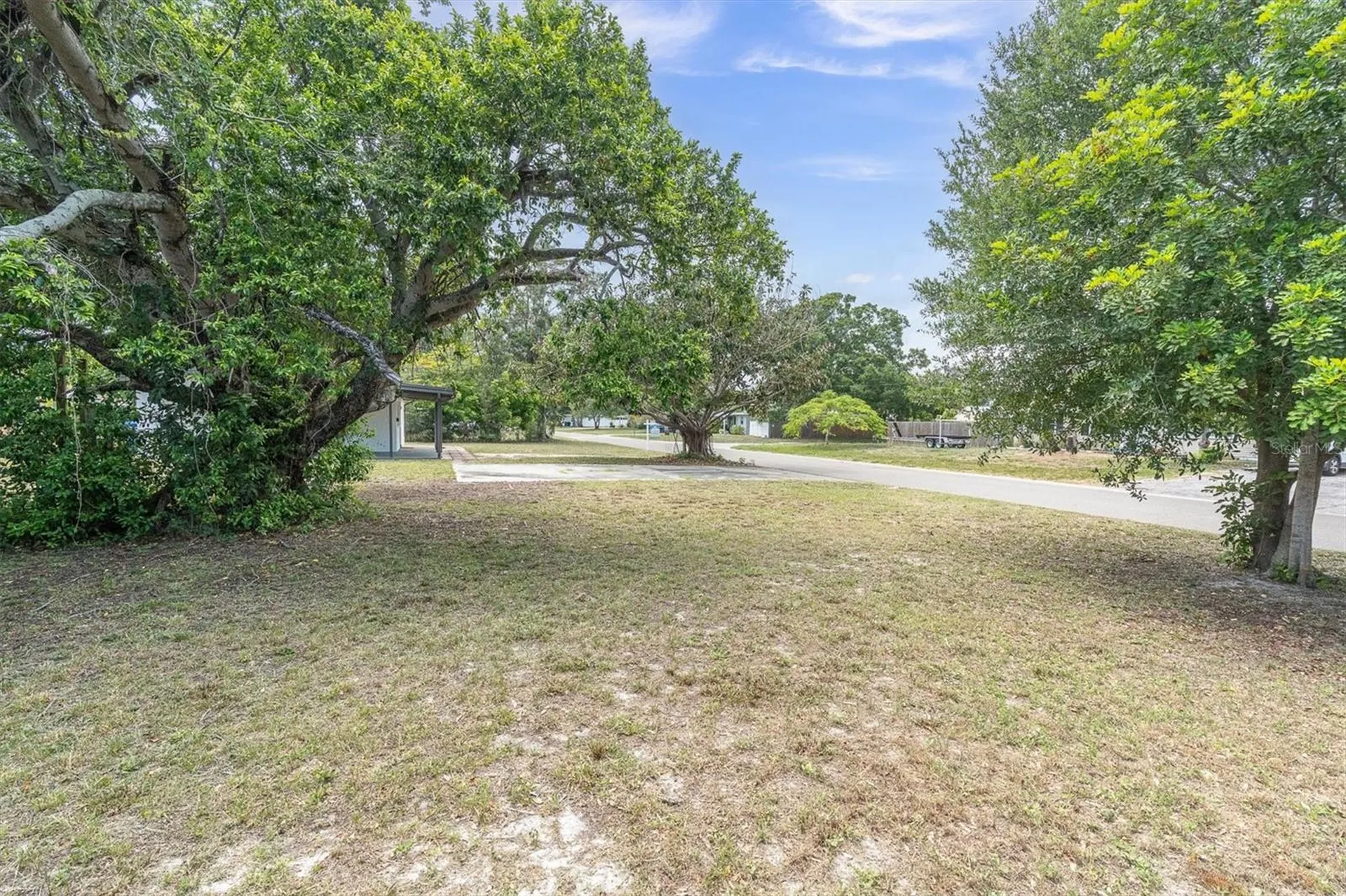 450 Davison Avenue NE St Petersburg FL 33703