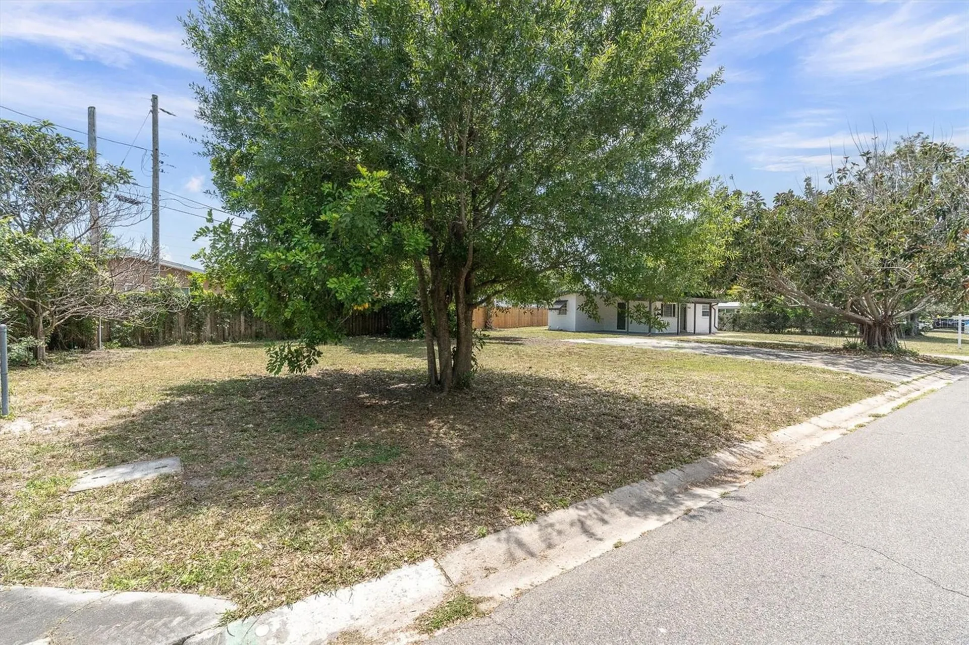 450 Davison Avenue NE St Petersburg FL 33703
