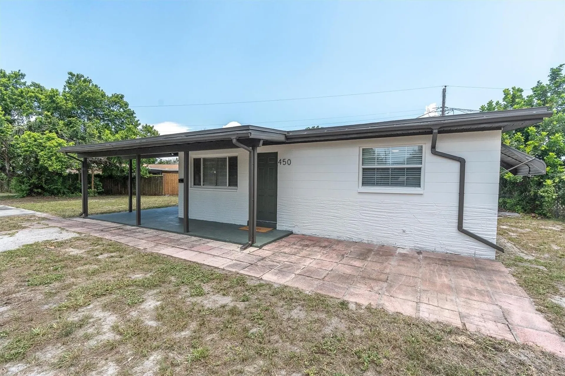 450 Davison Avenue NE St Petersburg FL 33703