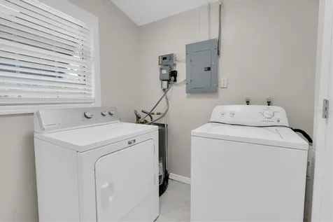 450 Davison Avenue NE St Petersburg FL 33703
