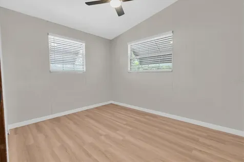 450 Davison Avenue NE St Petersburg FL 33703