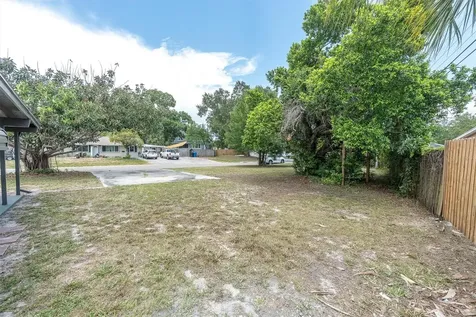 450 Davison Avenue NE St Petersburg FL 33703