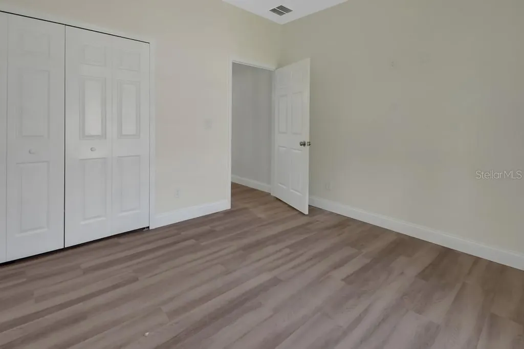 556 Wallace Street Daytona Beach FL 32114