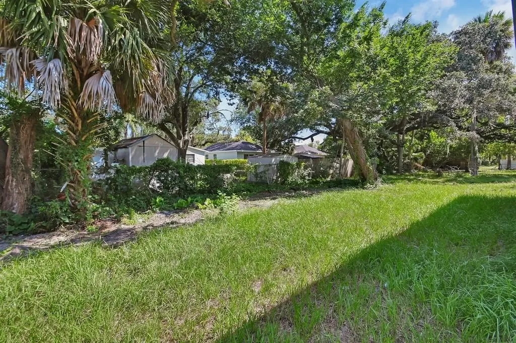 556 Wallace Street Daytona Beach FL 32114