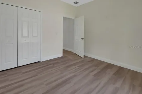 556 Wallace Street Daytona Beach FL 32114