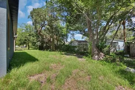 556 Wallace Street Daytona Beach FL 32114