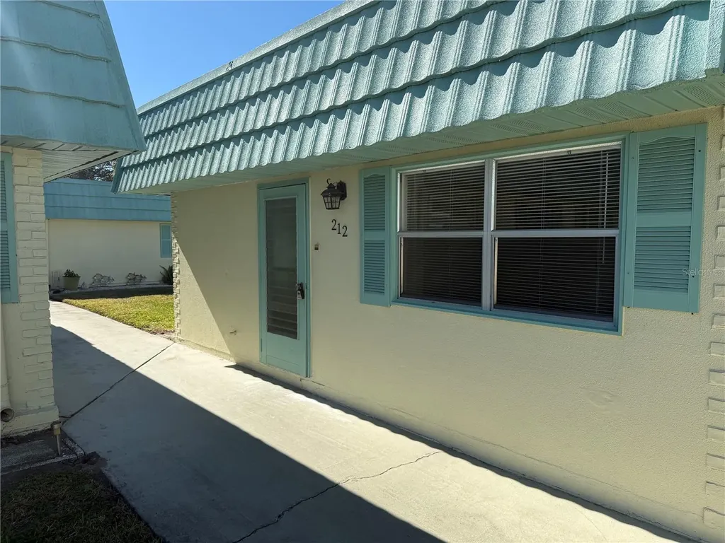 101 Cambridge Trail Sun City Center FL 33573