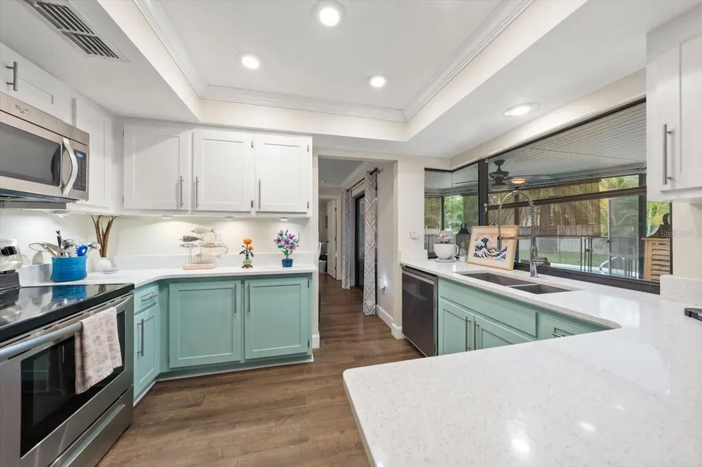 521 Meravan Drive Palm Harbor FL 34683