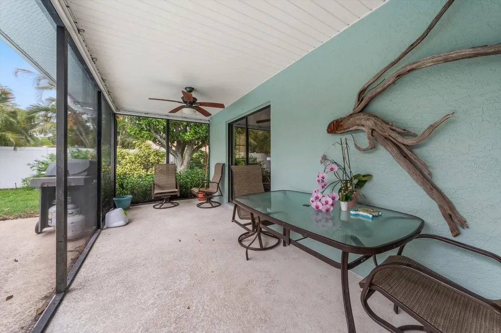 521 Meravan Drive Palm Harbor FL 34683