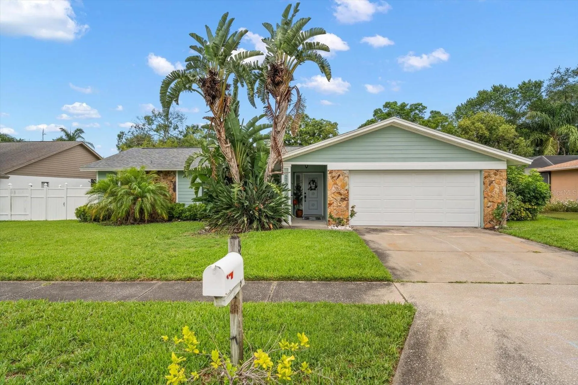 521 Meravan Drive Palm Harbor FL 34683