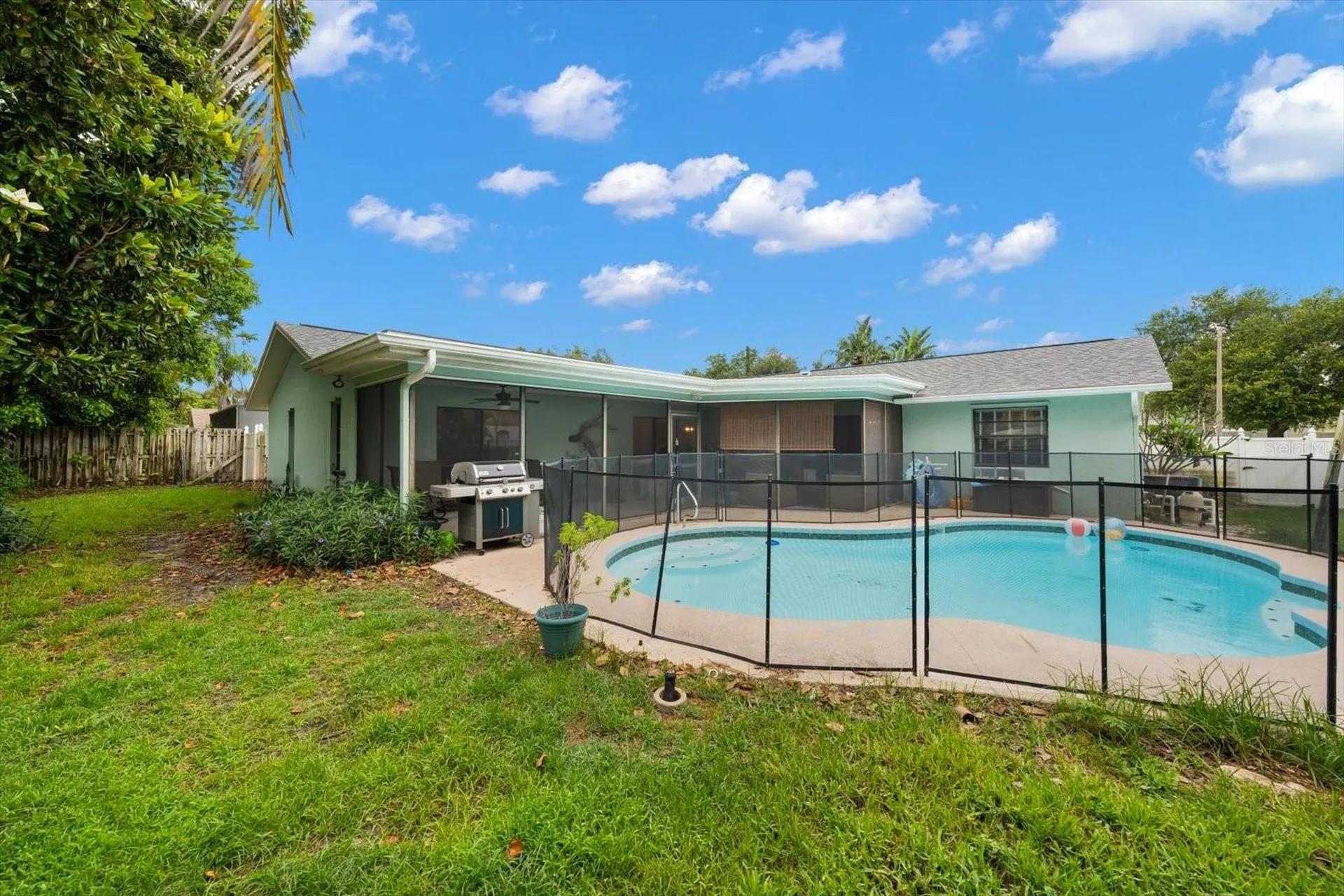 521 Meravan Drive Palm Harbor FL 34683