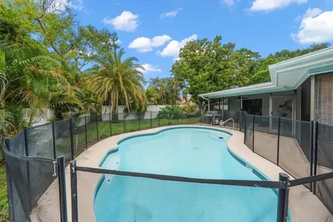 521 Meravan Drive Palm Harbor FL 34683