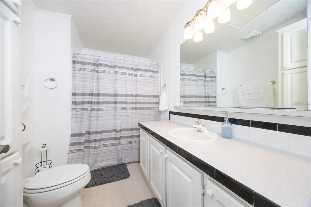 19396 NW 132nd Place Alachua FL 32615