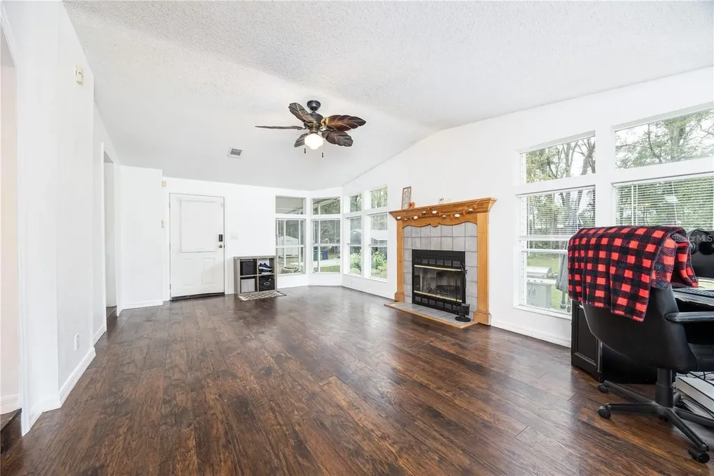 19396 NW 132nd Place Alachua FL 32615