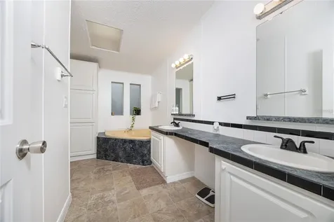 19396 NW 132nd Place Alachua FL 32615