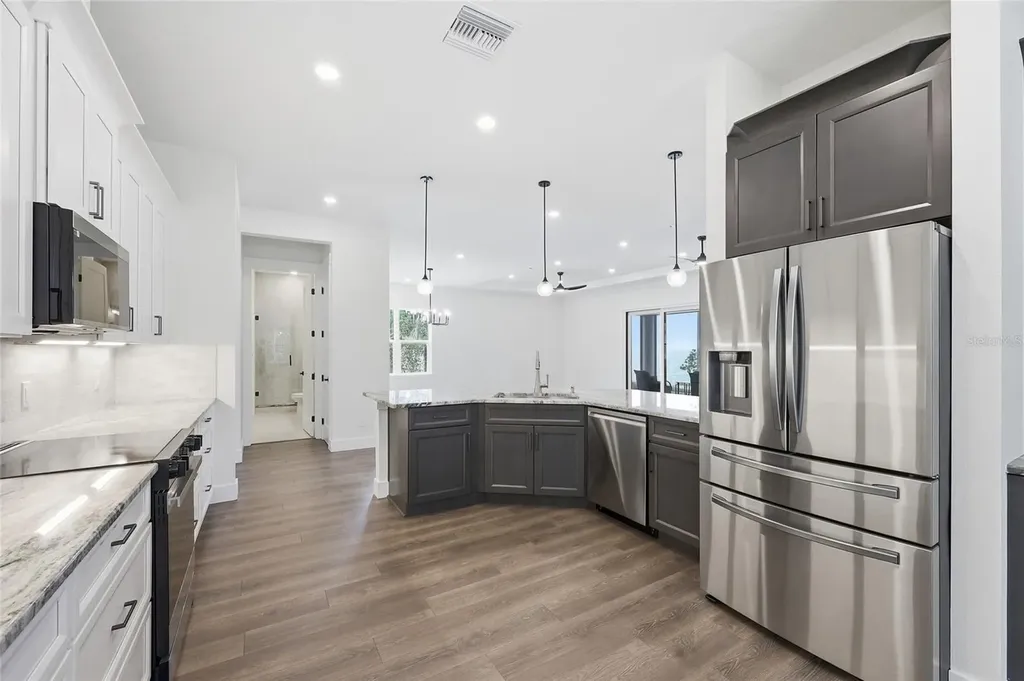17540 Third Street Montverde FL 34756