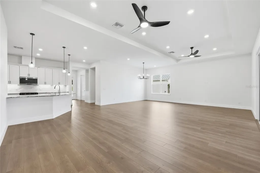 17540 Third Street Montverde FL 34756