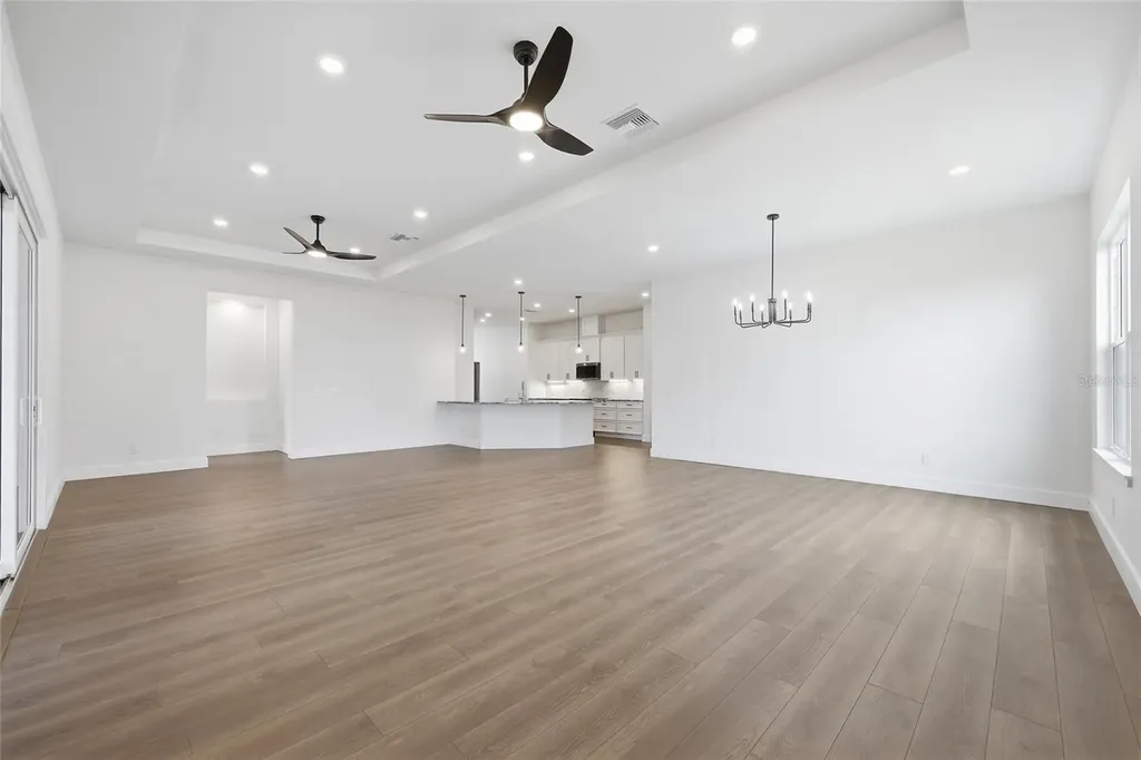 17540 Third Street Montverde FL 34756