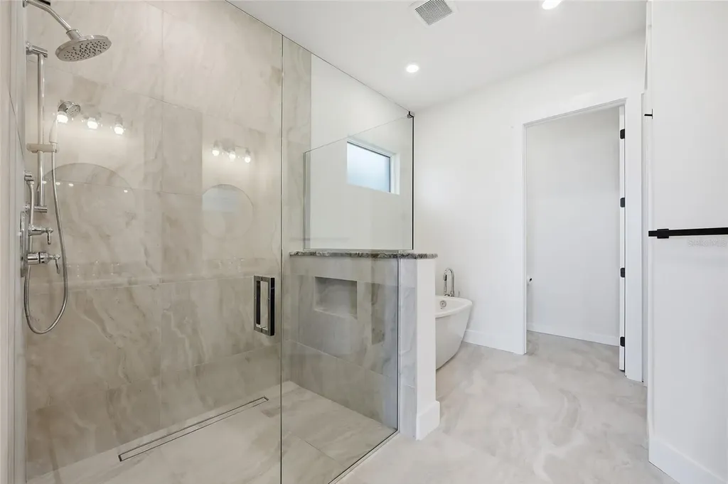 17540 Third Street Montverde FL 34756