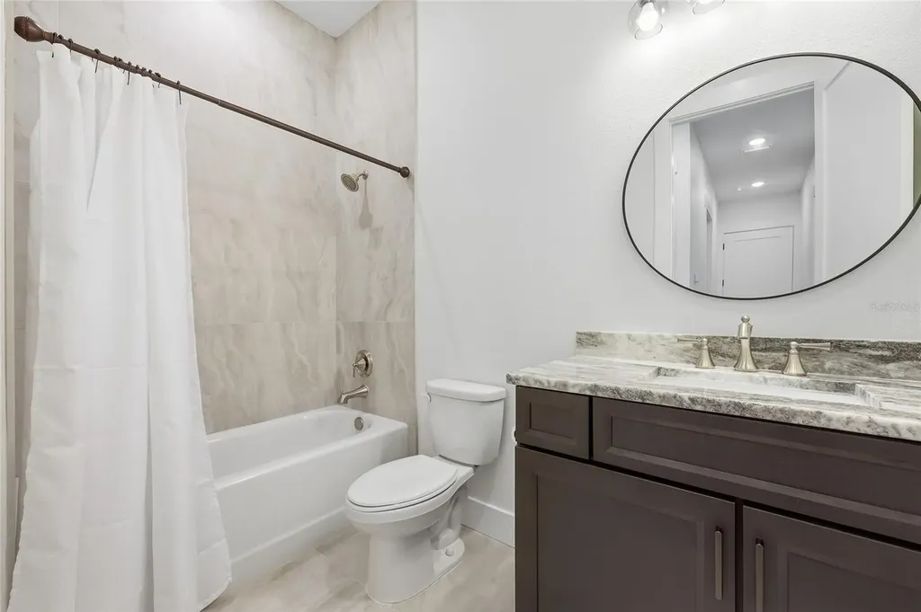 17540 Third Street Montverde FL 34756