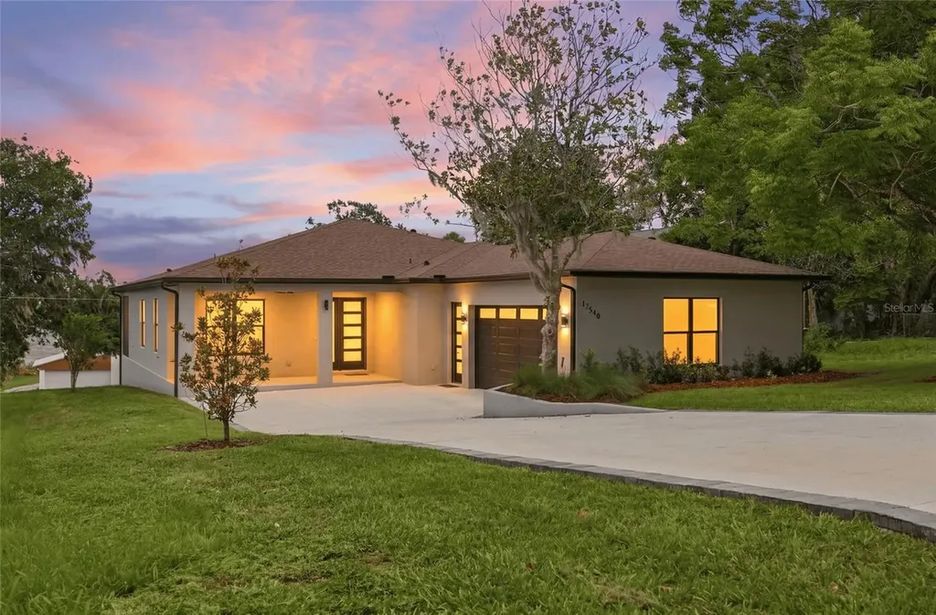 17540 Third Street Montverde FL 34756