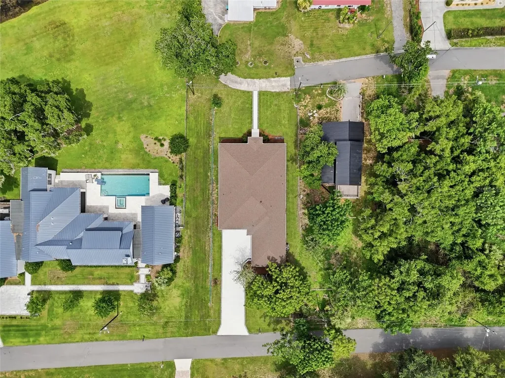 17540 Third Street Montverde FL 34756