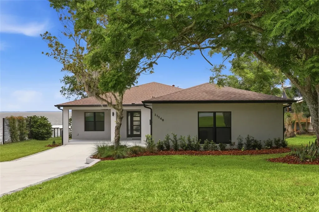 17540 Third Street Montverde FL 34756