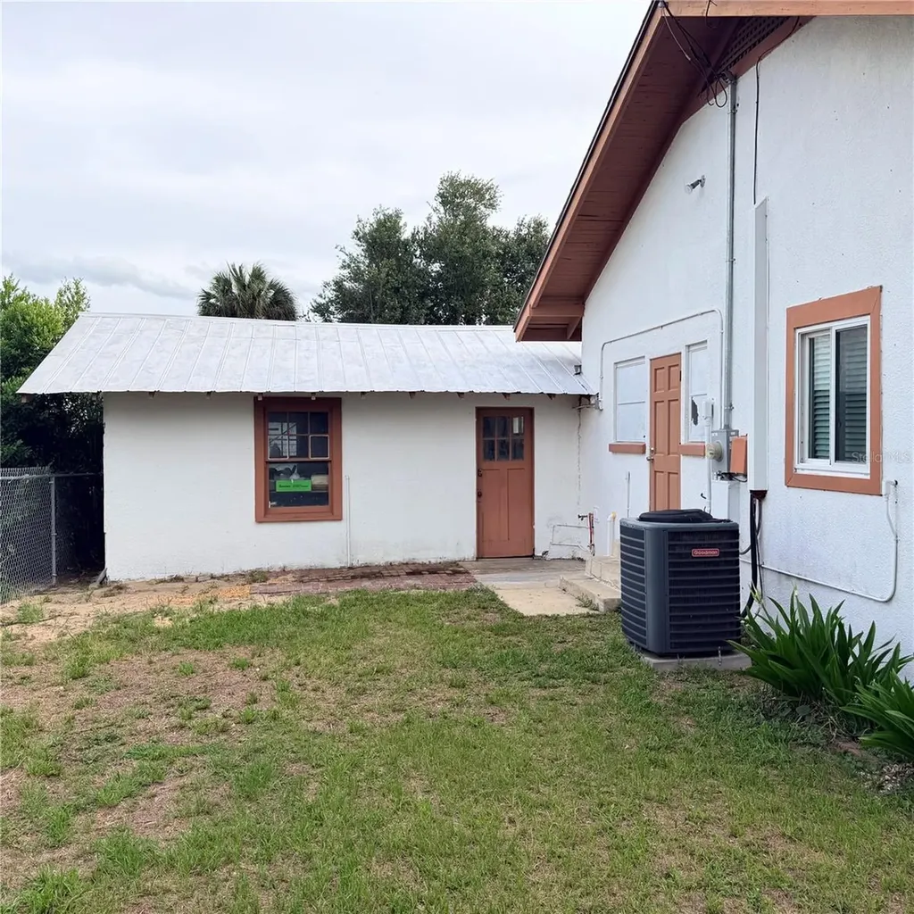 107 S 1st Street Haines City FL 33844