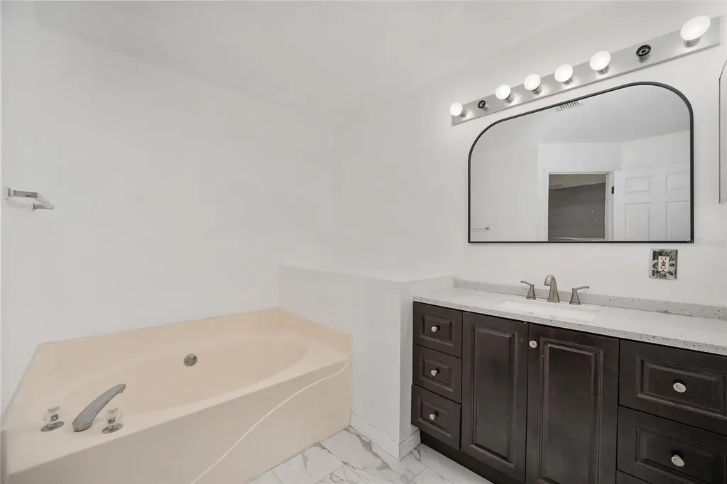 20 Pine Court Loop Ocala FL 34472