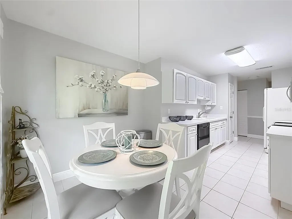 2427 SW 20th Court Ocala FL 34471