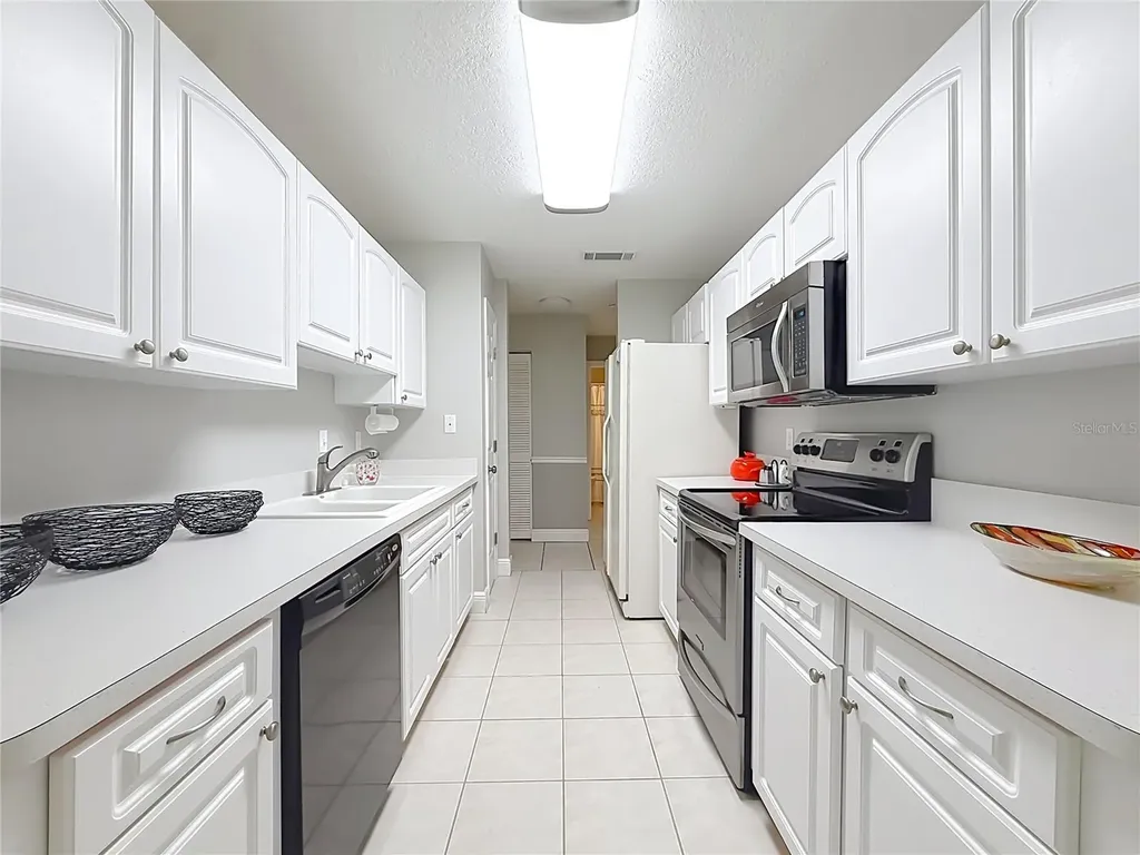 2427 SW 20th Court Ocala FL 34471