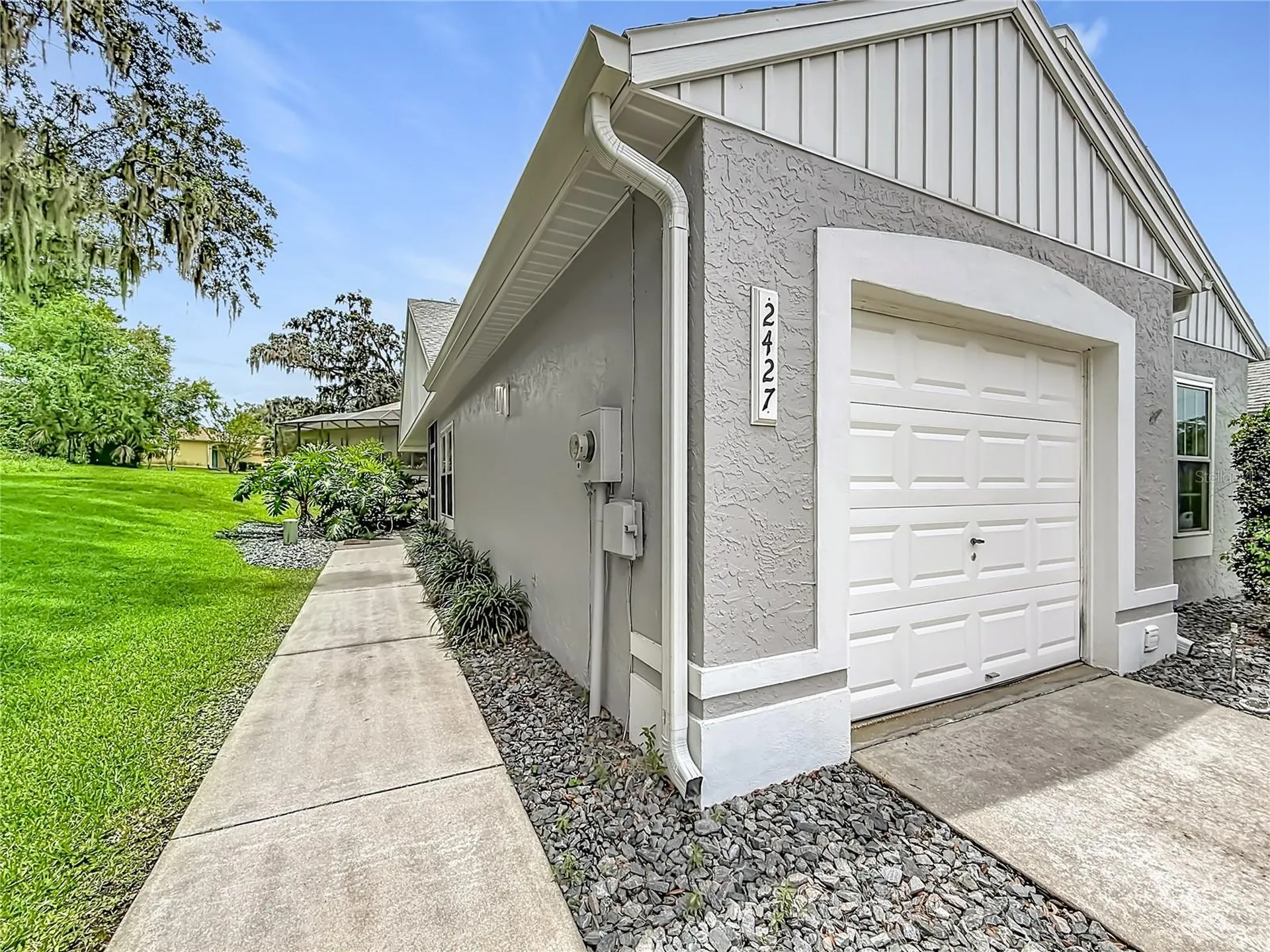 2427 SW 20th Court Ocala FL 34471