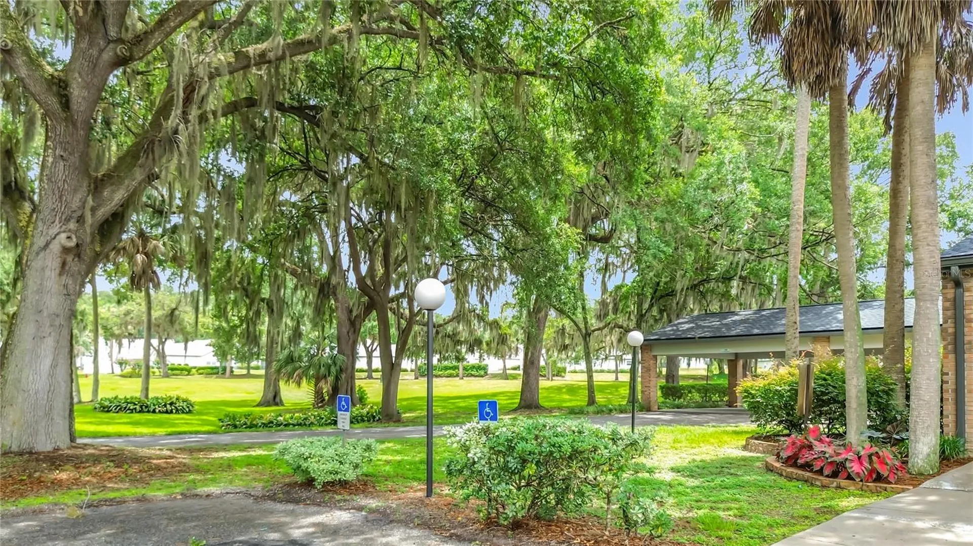 2427 SW 20th Court Ocala FL 34471